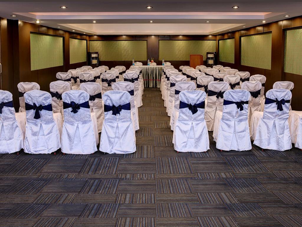 Sinclairs Retreat Ooty Hotel Bagian luar foto