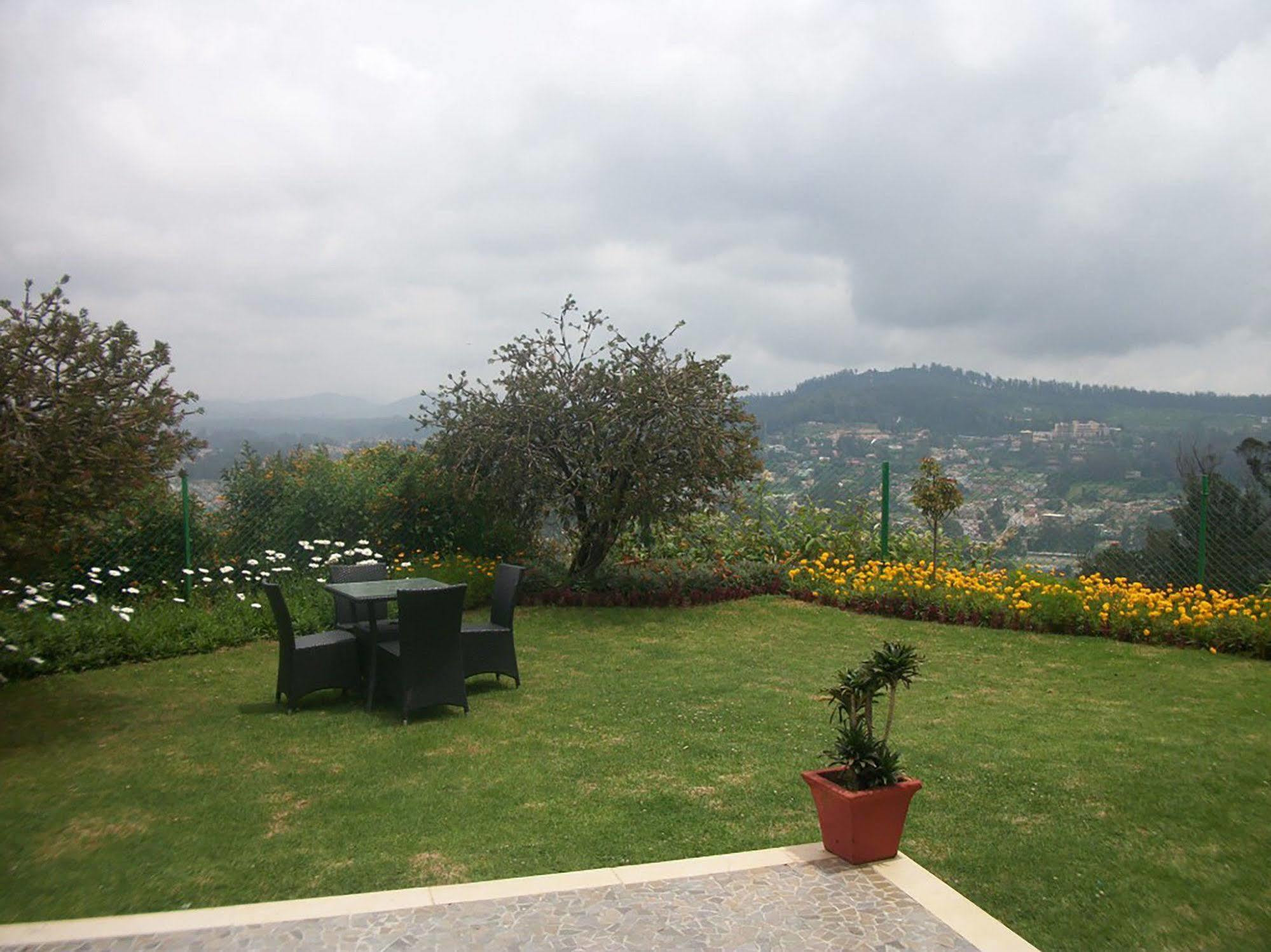 Sinclairs Retreat Ooty Hotel Bagian luar foto