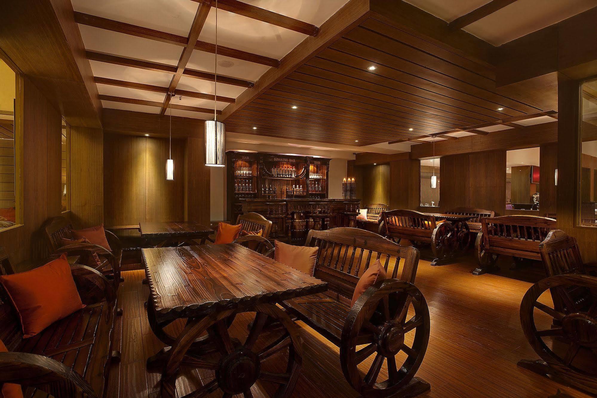 Sinclairs Retreat Ooty Hotel Bagian luar foto